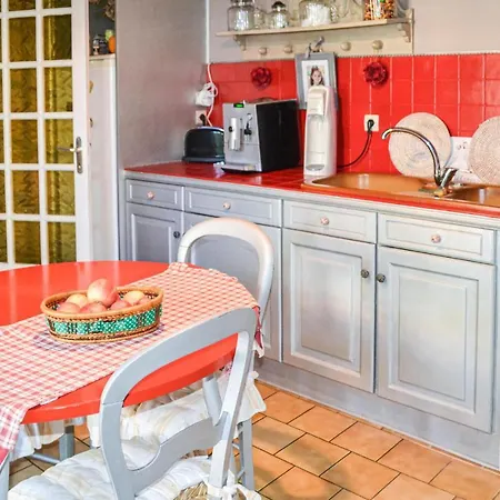 Stunning Home In Bergerac